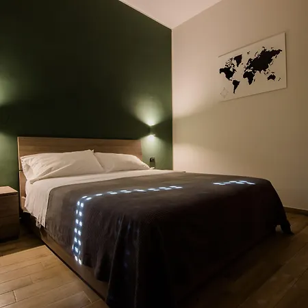Interno 10 Cavour-2