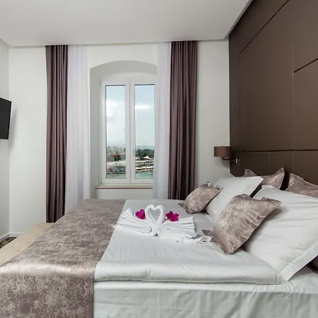Dream Luxury Rooms-3