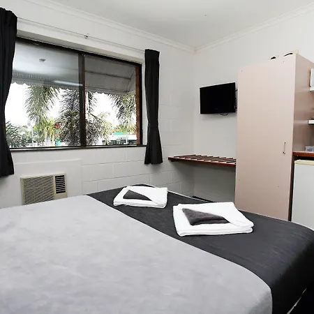 Banjo Paterson Motor Inn-3