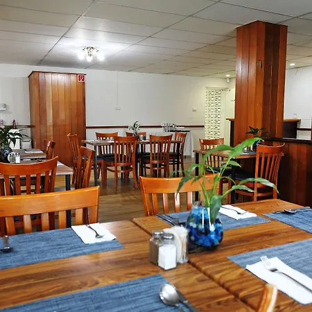 Banjo Paterson Motor Inn-2