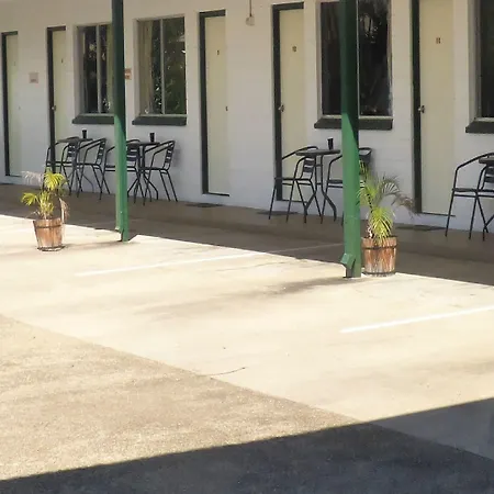Banjo Paterson Motor Inn-2
