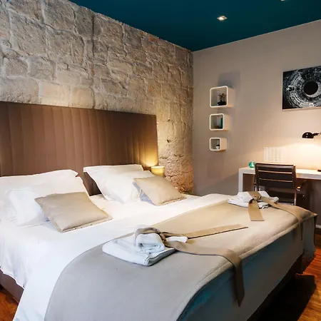Riva Luxury Rooms-3