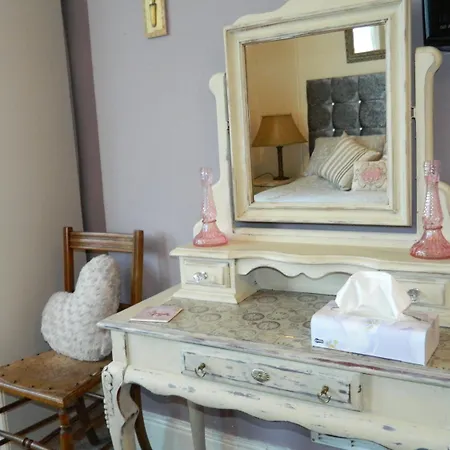Stoneway Guest House-3