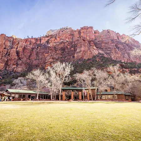 Zion Lodge - Inside The Park-3