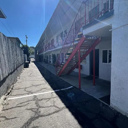 York Motel-3