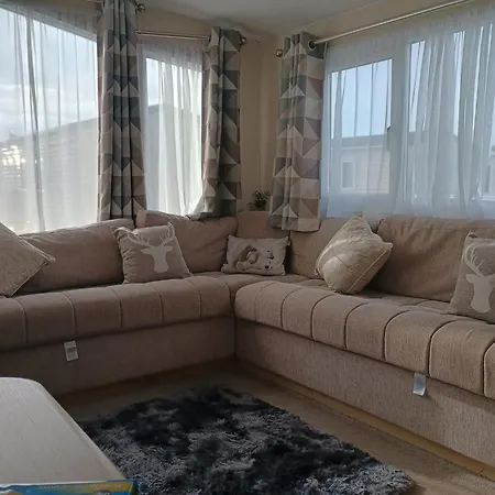 Home From Home Kingfisher Caravan Park-3