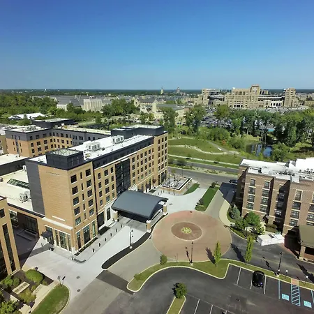 Embassy Suites By Hilton South Bend-3