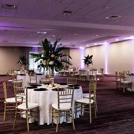 Courtyard By Marriott Savannah Airport-3