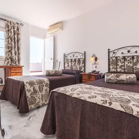 Hotel La Parrita-2