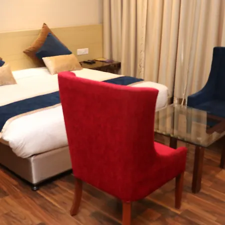 Hotel Lakhdatar-3