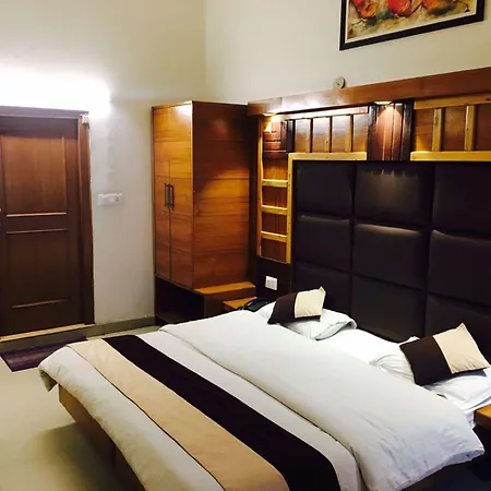 Hotel Kahkashan-3