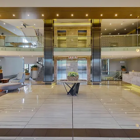 The Regency Apartment Menlyn-3