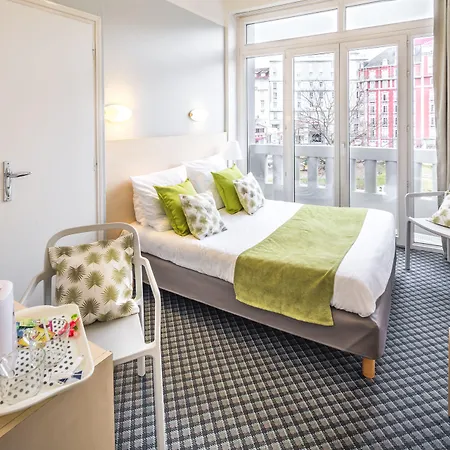 Hotel Notre Dame De France-3