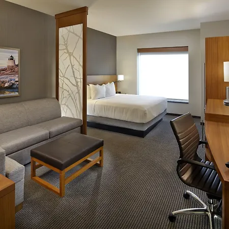 Hyatt Place Warwick/Providence Airport-3
