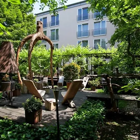 Hotel Lifestyle-3