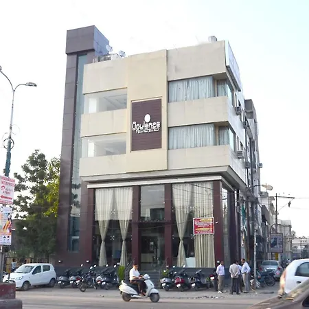 Hotel Opulence-2
