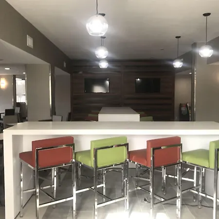 Nobile Hotel Parkway At Celebration Orlando Very Close To Disney Theme Parks-2