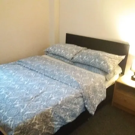 Shamrock Guest House-3