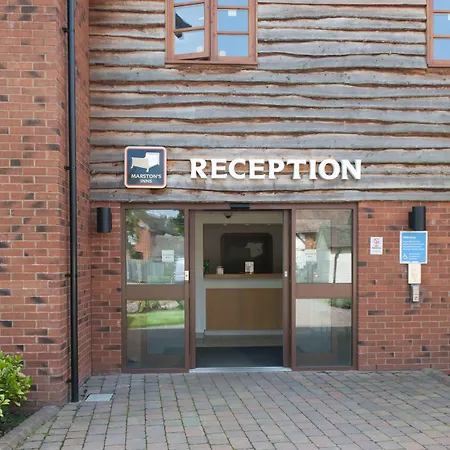 Meadow Farm Redditch By Marstons Inns-2