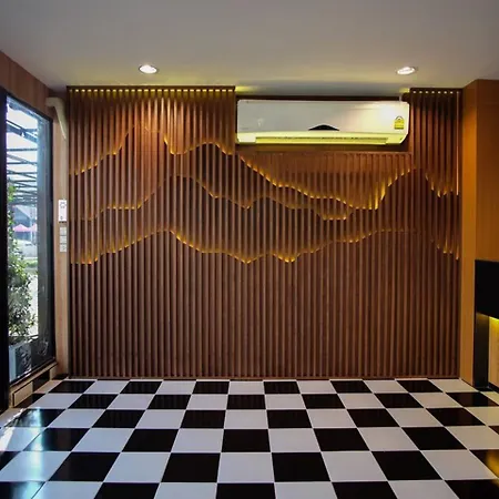 The O-Zone Airport Inn-2