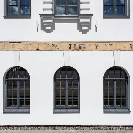 Piano Apartments-2