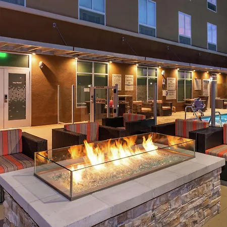 Hampton Inn & Suites Buena Park-3
