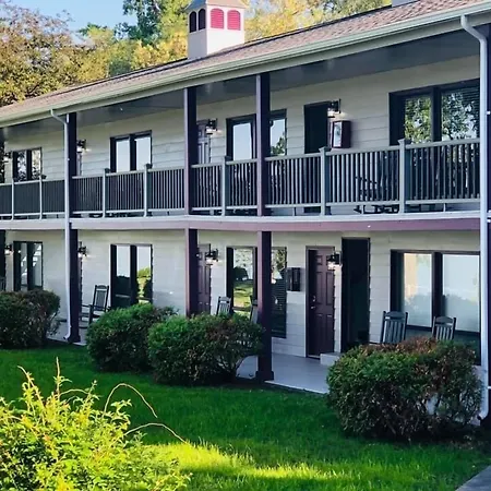 Plum Point Lodge-3
