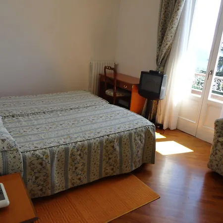 Hotel Villa Rosy-3