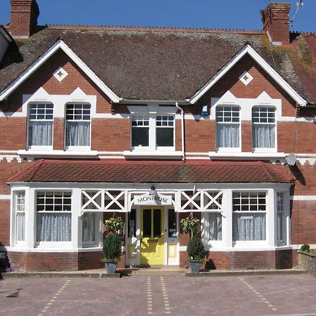 Montrose Guest House-3