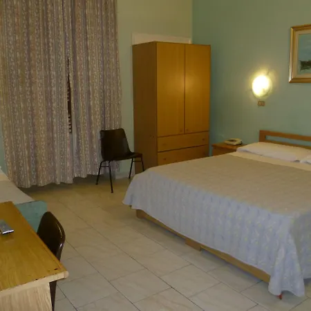 Hotel Pensione Romeo-3