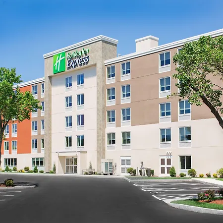Holiday Inn Express Chelmsford By Ihg-2