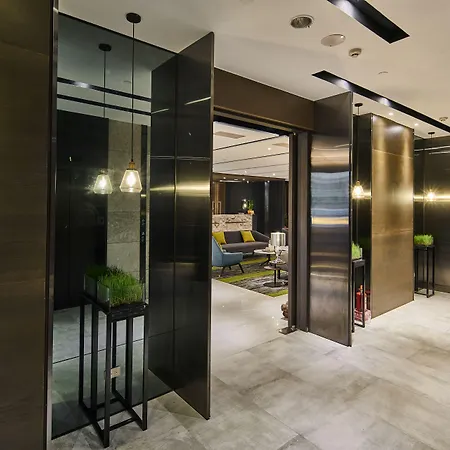 Harbour 10 Hotel-3