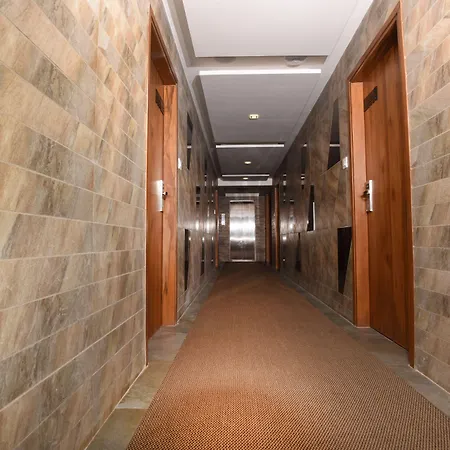 Hotel Grand Elegance-2