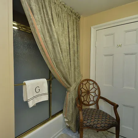 Choctaw Hall Bed & Breakfast-3