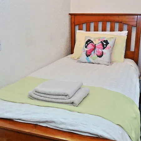 Brentwood Villa Bed And Breakfast-2