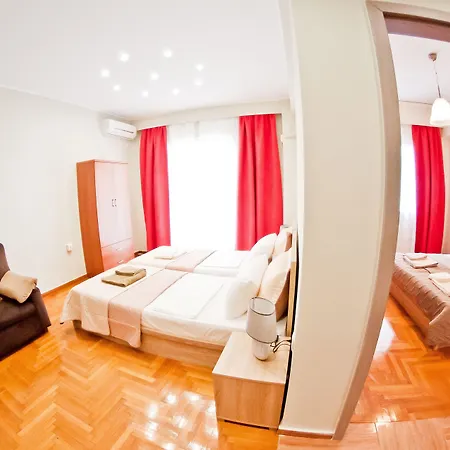 Gaia Athens-3