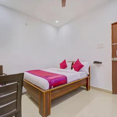 Oyo 11670 Hotel Vishnu Priya Residency-3