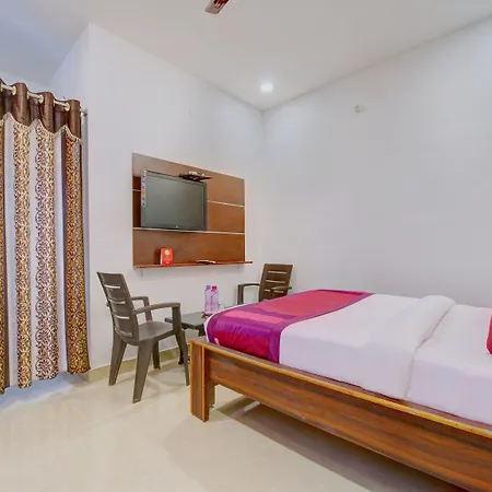 Oyo 11670 Hotel Vishnu Priya Residency-2
