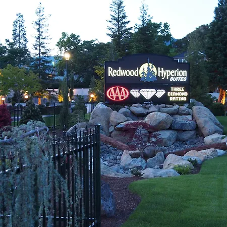 Redwood Hyperion Suites-3