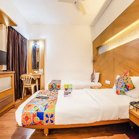 Rapid Lakme Executive Hotel-2