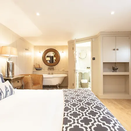 Headland House Luxury B&B-2