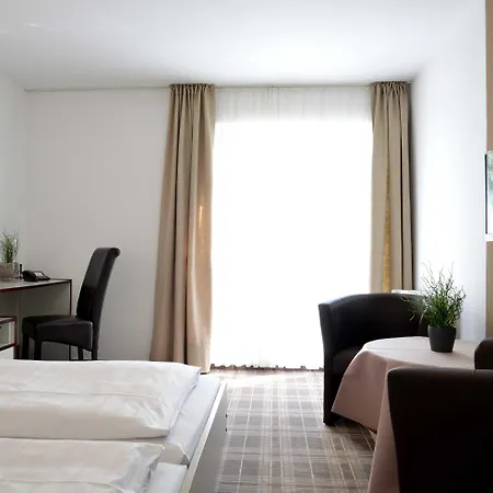 Arnimsruh Hotel garni-3