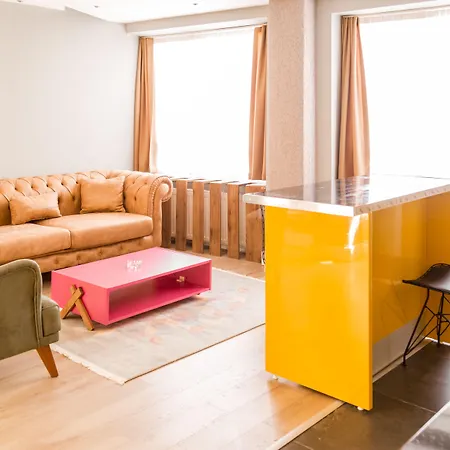 Corner Park Suite Hotel-2