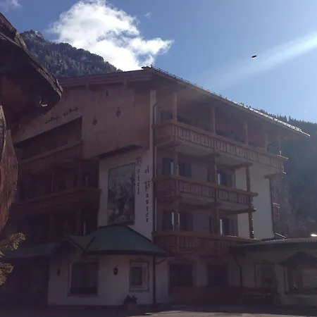 Hotel El Paster-3
