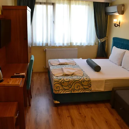 Riverland Suites Apart Hotel-3