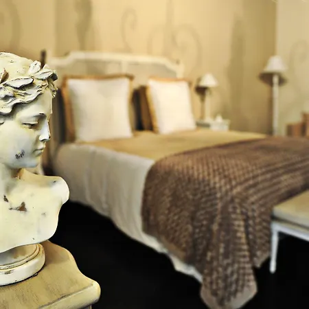 La Garconniere-Suite In Salerno Centro-2
