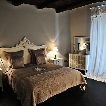 La Garconniere-Suite In Salerno Centro-3
