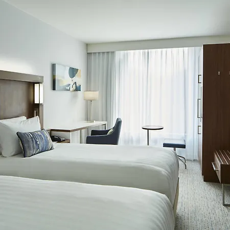 Courtyard By Marriott Luton Airport-3