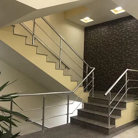 Hobby Hotel-2