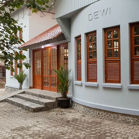 Reddoorz Plus Near Pasundan University-3